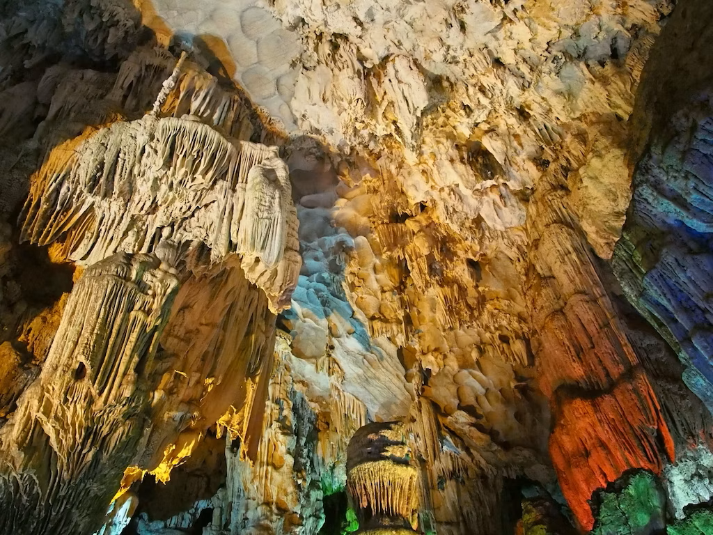 Me cung cave